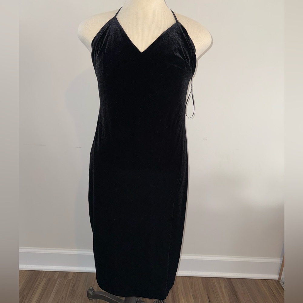 Express black velvet dress